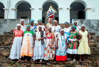 Mestras sambadeiras da Bahia participam de roda de conversa e show no Pelourinho