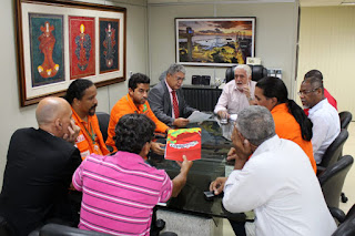 Trabalhadores da Fafen discutem com Jaques Wagner fechamento da fábrica de fertilizantes da Bahia.