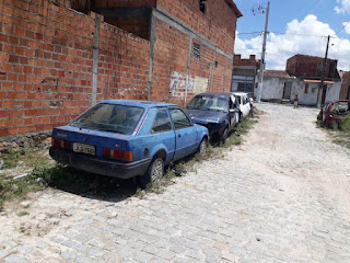 Serrinha: Prefeitura lança operação para retirar veículos abandonados nas ruas