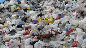 Tá na internet: um aula sobre lixo plastico