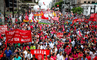Tá na internet: O que é ser de esquerda