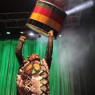 Show de Tássia Reis, retorno de Gerônimo e ensaio do Olodum são destaques no Pelourinho
