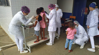 Saúde bucal é tema de aula em base comunitária de Conquista
