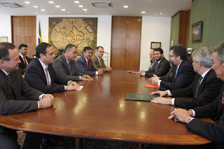 Primeira missão internacional do Consórcio do Nordeste é discutida no Itamaraty