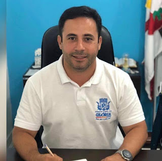 Servidores de Glória-BA têm o pagamento da 2ª parcela do 13º confirmado pelo prefeito David 