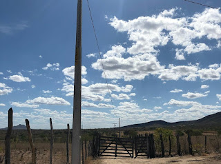 Rede de energia elétrica chega ao Povoado Baixa do Cipó em Glória