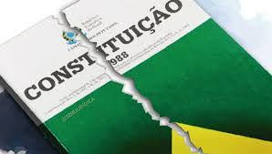 Tá na internet: Por que dois pesos e duas medidas?