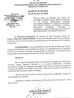 Canindé: Prefeito demite comissionados e contratados
