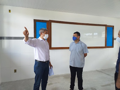 Secretário de educação da Bahia faz visória na escola de Novo Triunfo